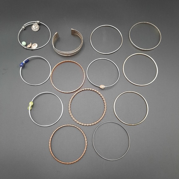 Vintage Bangle Bracelet Lot – 13 Mixed Metal Styles, Boho & Minimalist Stack Set - Picture 1 of 6